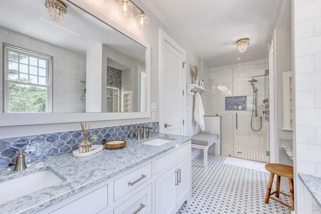 Choosing Kitchen Countertops For Undermount Sinks in Oak Creek, Milwaukee, Wisconsin